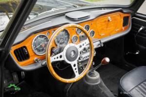 Image 7/37 of Triumph TR 4 (1965)
