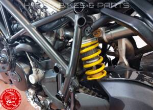 Image 30/33 of Ducati 848 EVO (2012)