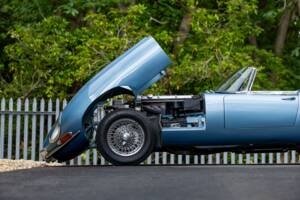 Image 16/46 de Jaguar E-Type "Lightweight" (1963)