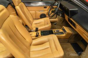 Bild 16/19 von Ferrari Mondial 3.2 (1985)