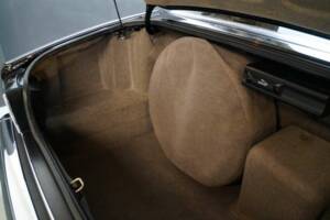 Image 47/47 of Jaguar XJ12 6.0 (1994)