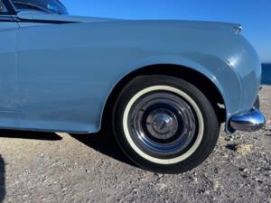 Image 31/46 of Bentley S 2 (1961)