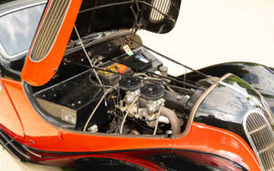 Image 44/50 of BMW 327 (1939)