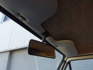 Bild 45/97 von Volkswagen T3 Westfalia 1.9 (1983)