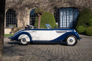 Image 22/32 of BMW 327 (1938)