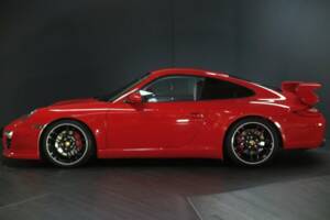 Image 8/50 of Porsche 911 Carrera 4S (2011)