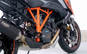 Image 91/99 de KTM 1290 Super Duke R (2018)