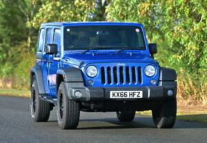 Bild 3/50 von Jeep Wrangler 3.8 &quot;75th Aniversary&quot; (2016)