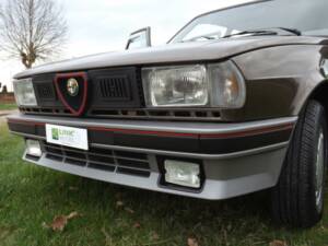 Immagine 35/50 di Alfa Romeo Giulietta 1.6 (1984)