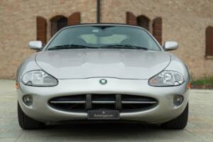 Imagen 3/50 de Jaguar XK8 4.0 (2000)
