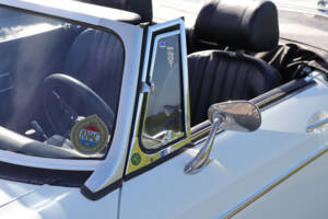 Imagen 37/50 de MG MGB (1972)