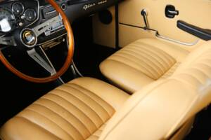 Bild 25/50 von Glas 2600 V8 (1967)