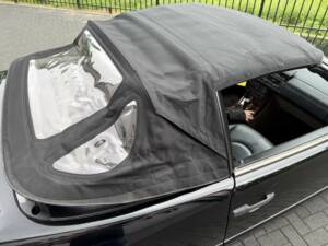 Image 22/50 de Mercedes-Benz SL 600 (1996)