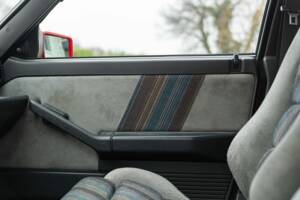 Image 34/50 of Lancia Delta HF Integrale 16V (1989)