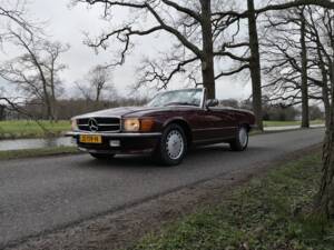 Image 38/38 de Mercedes-Benz 560 SL (1986)