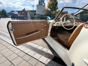 Afbeelding 25/28 van Mercedes-Benz 190 SL (1960)