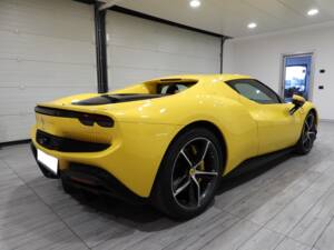 Image 3/15 of Ferrari 296 GTS (2025)