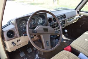 Image 9/24 of Toyota Land Cruiser FJ 60 (1984)