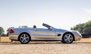 Image 2/50 de Mercedes-Benz SL 500 (2003)