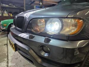 Bild 14/46 von BMW X5 3.0i (2003)