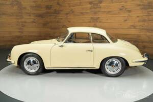 Immagine 17/19 di Porsche 356 B 1600 Super Karmann-Hardtop (1961)