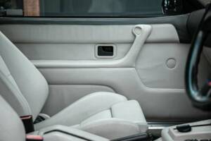 Bild 22/50 von BMW 635 CSi (1989)