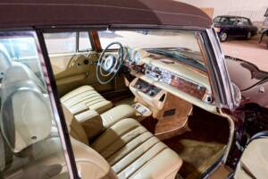 Bild 27/47 von Mercedes-Benz 280 SE (1970)