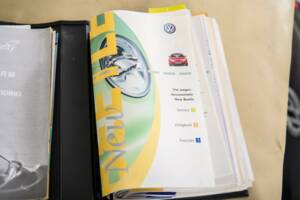 Immagine 47/50 di Volkswagen New Beetle 1.6 (2004)