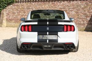 Image 33/50 of Ford Mustang Shelby GT 350 (2017)