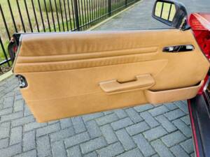 Image 20/36 of Mercedes-Benz 560 SL (1987)