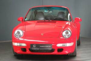 Immagine 41/43 di Porsche 911 Carrera (1997)