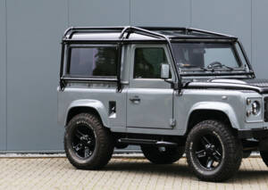 Image 13/56 of Land Rover 90 (1990)