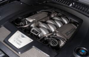 Image 44/46 of Bentley Arnage T (2004)