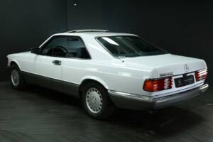 Bild 4/50 von Mercedes-Benz 560 SEC (1988)