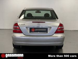 Bild 7/15 von Mercedes-Benz E 240 (2002)