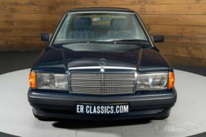 Imagen 17/19 de Mercedes-Benz 190 D (1990)