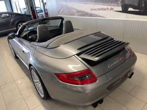 Imagen 17/17 de Porsche 911 Carrera 4S (2005)