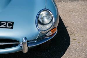 Bild 35/44 von Jaguar E-Type 4.2 (1965)