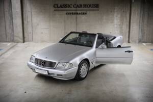 Immagine 17/95 di Mercedes-Benz SL 600 (1998)