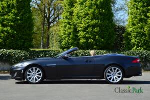 Image 2/50 de Jaguar XK (2012)