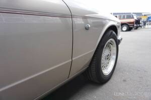 Image 30/61 de Jaguar Sovereign 3.6 (1987)