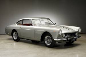 Image 3/28 of Ferrari 250 GT&#x2F;E (1961)