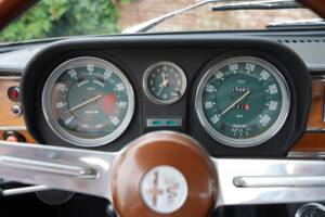 Bild 22/50 von Alfa Romeo Giulia 1300 TI (1972)