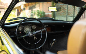 Image 37/65 de Volkswagen Karmann Ghia 1600 (1971)