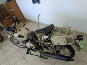 Image 24/36 of Moto Guzzi DUMMY (1976)