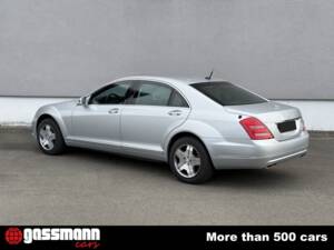 Bild 7/15 von Mercedes-Benz S 450 CDI Guard LWB (2010)