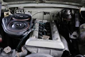 Image 34/48 of Alfa Romeo 2600 Berlina (1962)