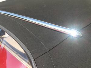 Image 96/174 of Jaguar XK 150 3.4 S OTS (1958)