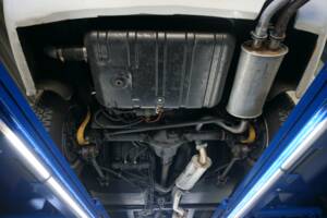 Image 21/33 of Volvo 1800 ES (1972)