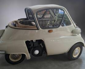 Image 2/4 of BMW Isetta 300 (1960)